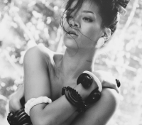/album/nuestra-m%c3%b9sica-com-uy/rihanna-whyb-video-png-png/